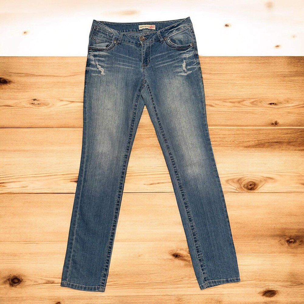Paris Blues Jeans Womens Junior 7 / 31” Inseam Distressed Low-Rise Blue Studs
